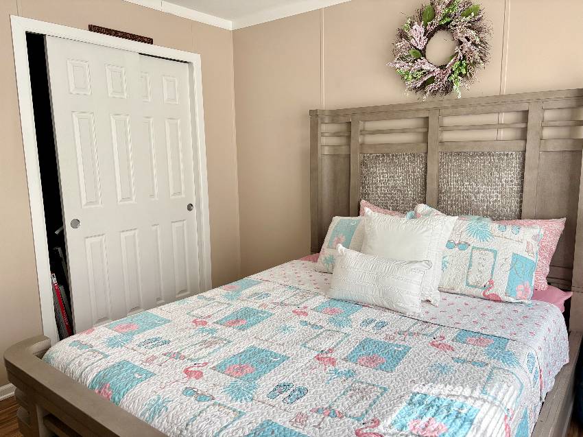 953 Ybor E a Venice, FL Mobile or Manufactured Home for Sale